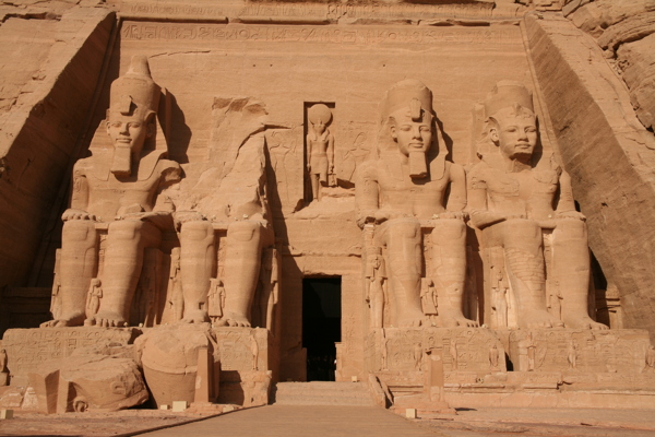 埃及阿布辛贝神庙图片