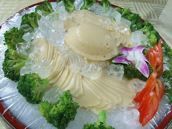 冰鎮(zhèn)百靈菇圖片