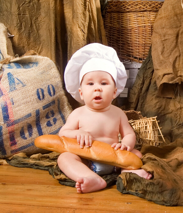 带着厨师帽子的婴儿图片