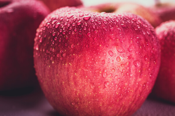 新鲜苹果高清摄影图片