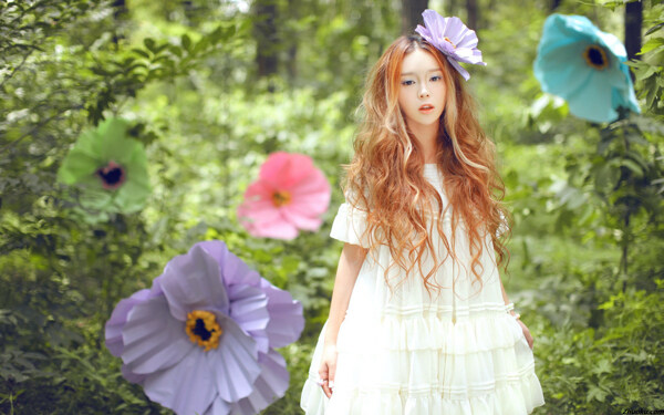 鮮花與美女?dāng)z影圖片