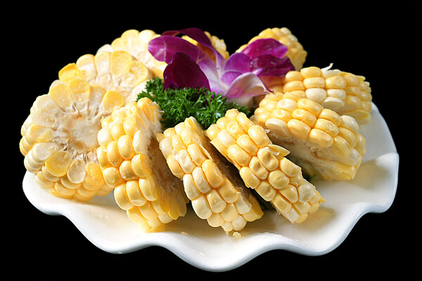 火锅配菜时蔬甜玉米图片