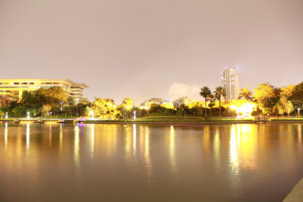 中山公園夜景圖片