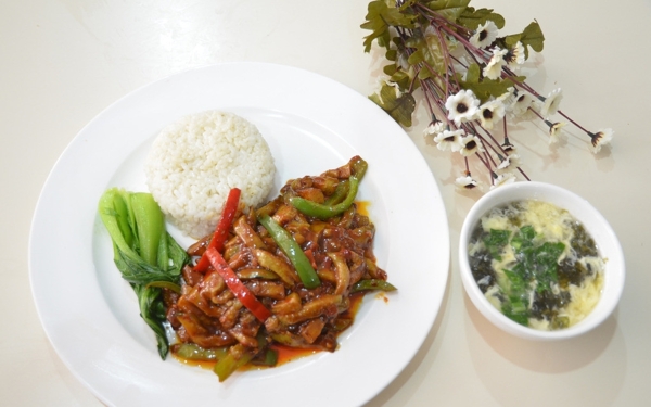 魚香茄子飯圖片