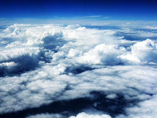 蓝天云海图片