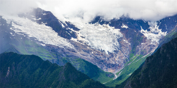 云南梅里雪山風(fēng)景