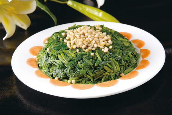 松仁菠菜