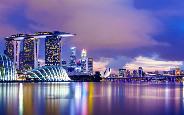 新加坡滨海湾黄昏夜景