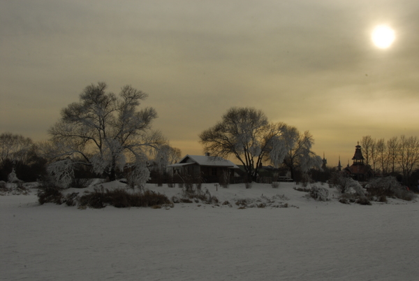 伏尔加庄园冬季黄昏图片