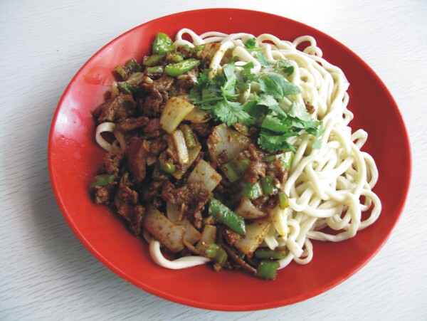 孜然羊肉拌面圖片