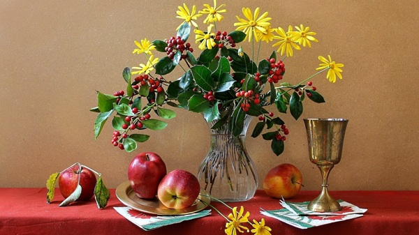 苹果水果花朵花瓶餐具