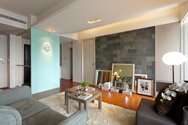 现代简单客厅素色电视背景墙室内装修效果图
