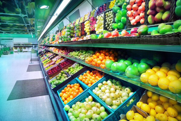 超市水果货架摄影图片