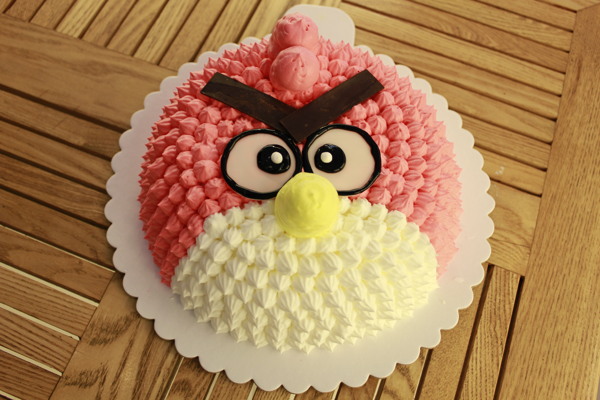愤怒小鸟蛋糕图片