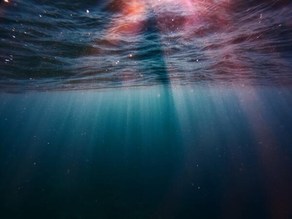 海底深处