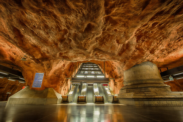 瑞典首都斯德哥尔摩地铁站