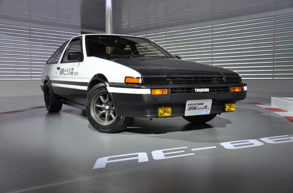 丰田AE86图片