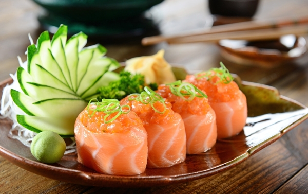 誘人的日本壽司美食