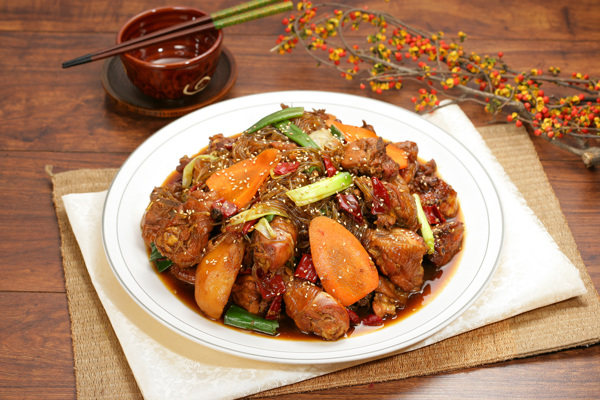 國內(nèi)美食紅蘿卜肉圖片