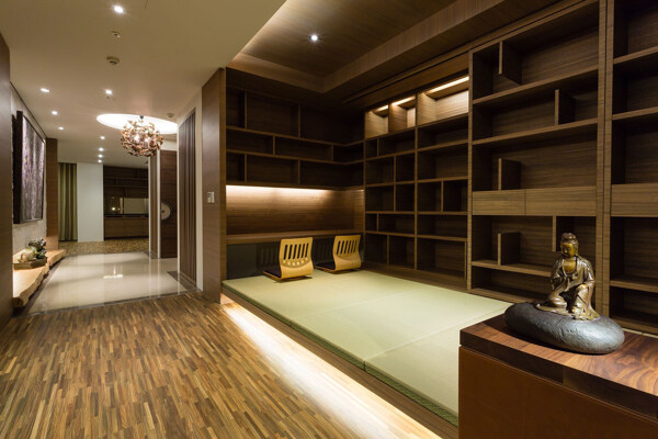 现代时尚经典客厅木制展示架室内装修效果图