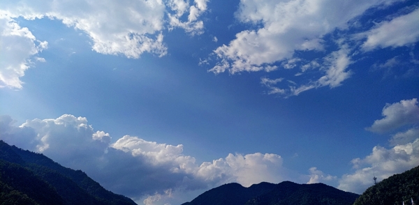 藍天