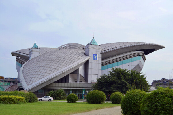 四川大學(xué)體育館圖片