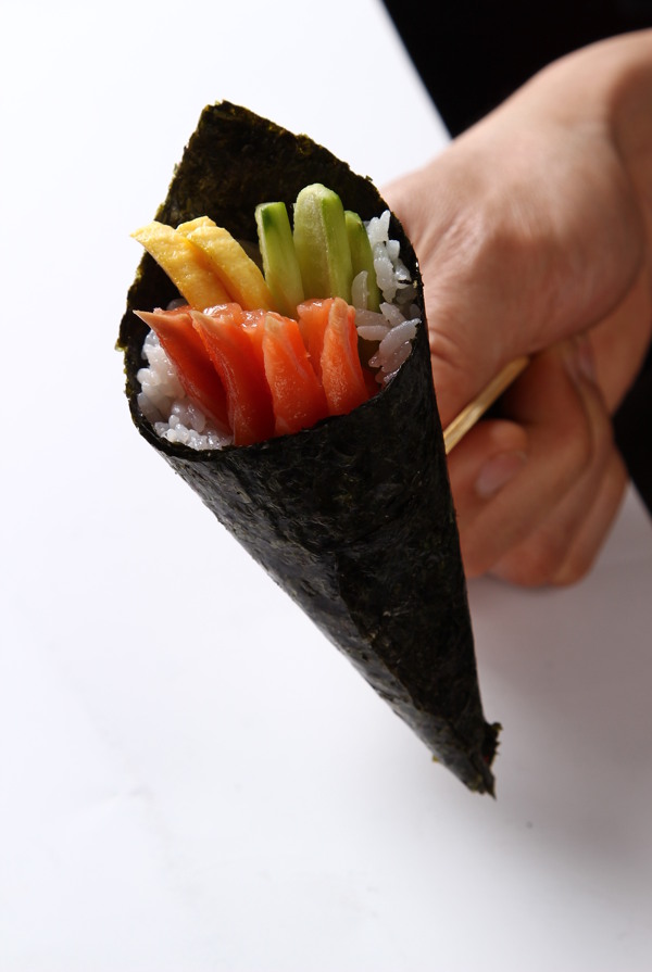 三文魚(yú)手卷圖片