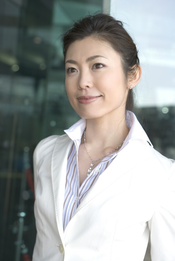自信的職業(yè)女性圖片