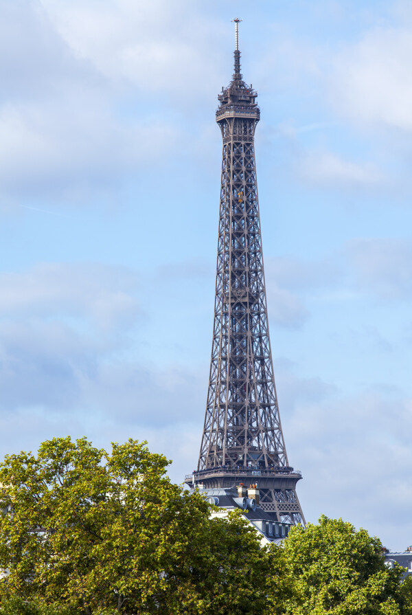 巴黎埃菲尔铁塔摄影图片