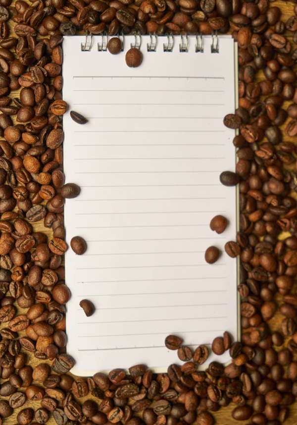 咖啡豆上的记事本