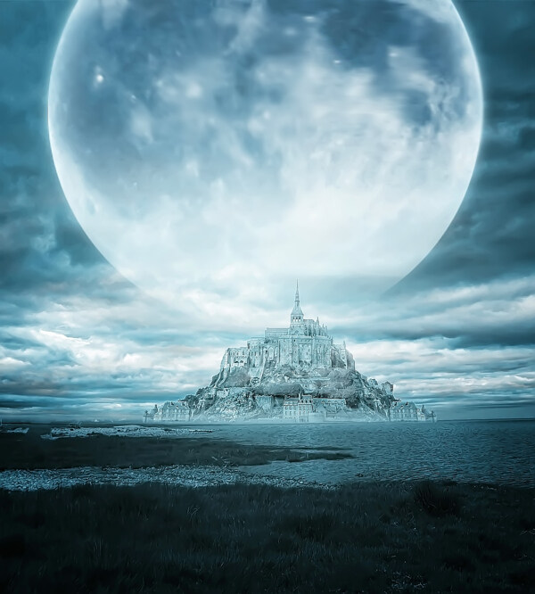 城堡梦幻大月亮图片