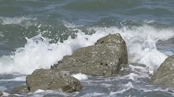 海上石头素材视频