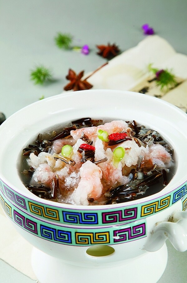 浙菜野米炖虾滑图片