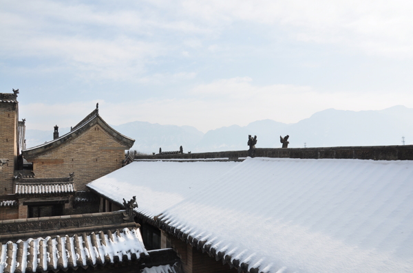 屋顶雪图片