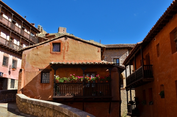 西班牙小镇阿尔瓦拉辛风景