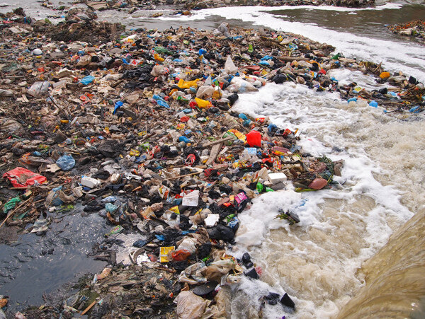河道污染摄影图片