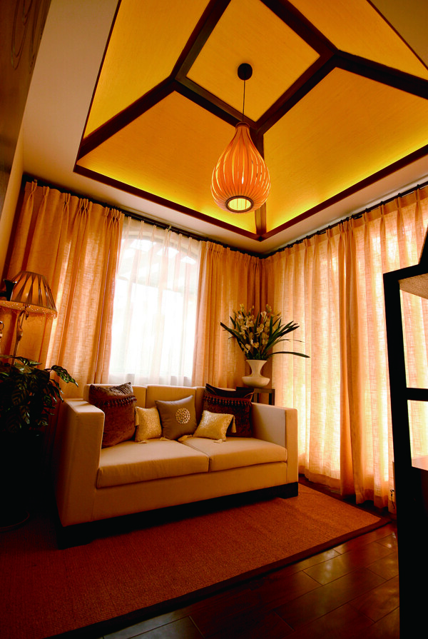 东南亚装修客厅沙发吊灯效果图效果图