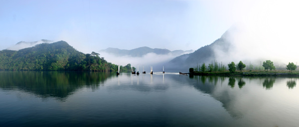 云和仙宫湖图片