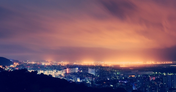 深圳机场夜景图片