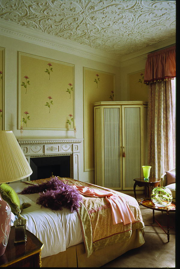 欧式浪漫卧室图片