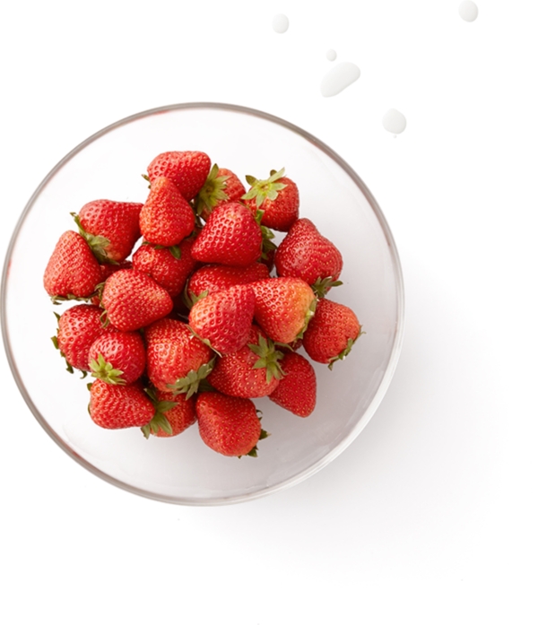 一盘子水果草莓