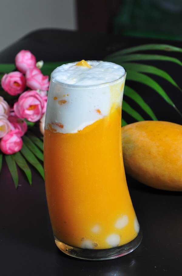 芒果牛奶汁图片