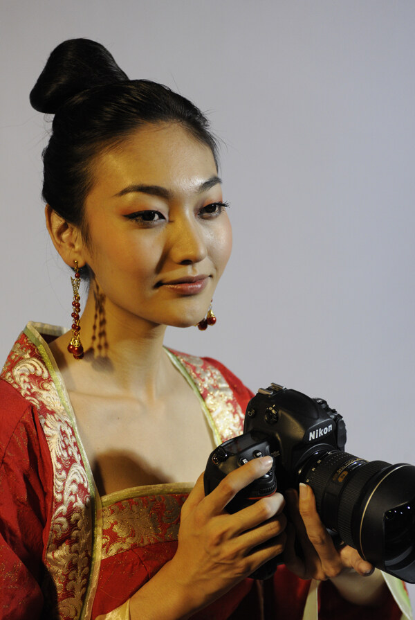亚洲美女日本广告模特摄影模特尼康D3X样品图片