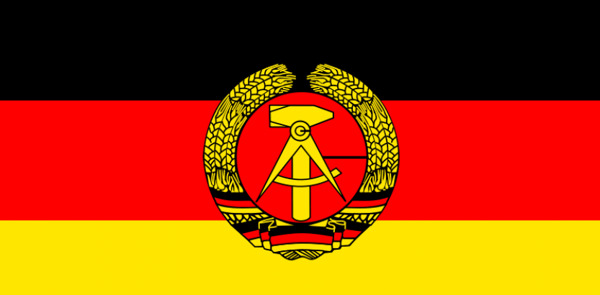 德意志民主共和国的国旗矢量图像