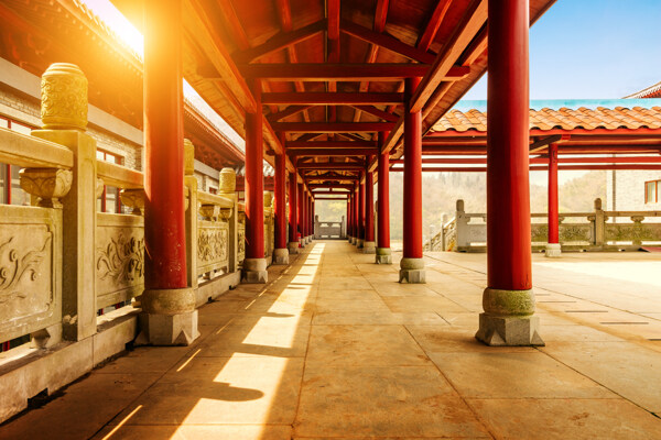 中式长廊风景图片