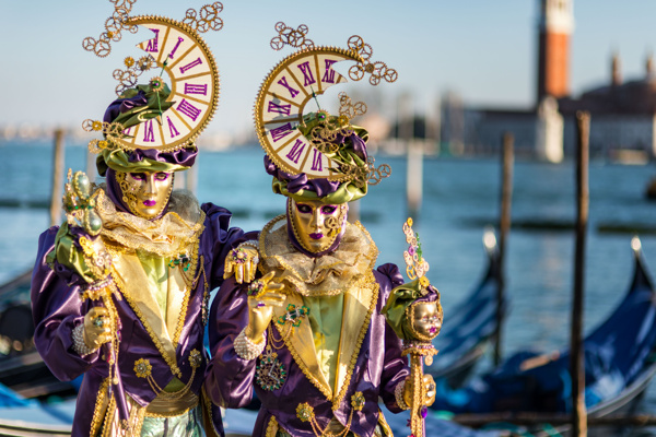 威尼斯狂欢节面具人物图片