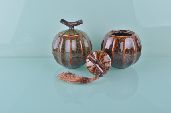 陶瓷窑变小茶叶罐图片