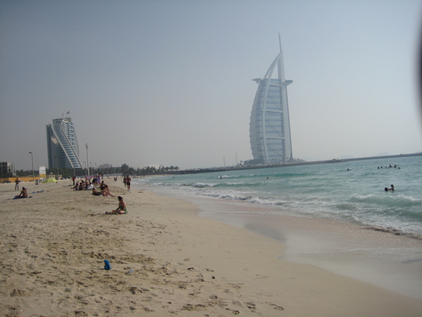 迪拜海滩帆船大酒店迪拜海滩七星级大酒店图片
