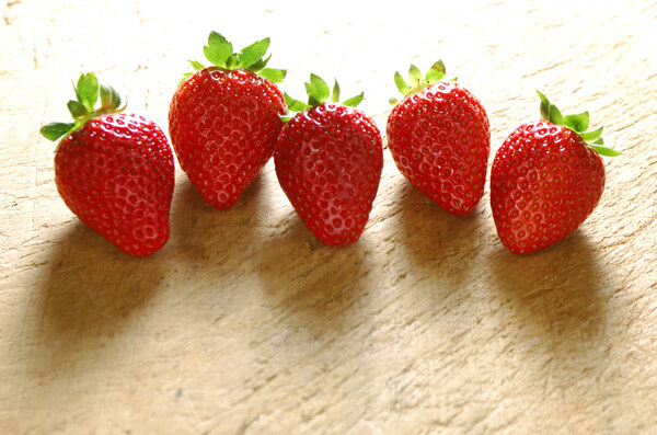 草莓039图片