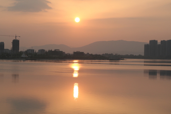 夕阳图片